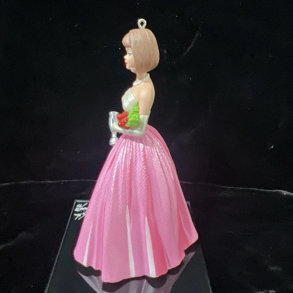 Hallmark Keepsake Ornament 2011 Campus Sweetheart Barbie #18 NIB Sealed Rare HTF
